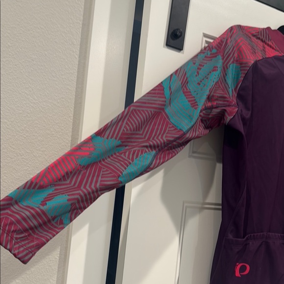 Pearl Izumi Thermal Multicolor Geometric Cycling Jersey - Picture 6 of 6